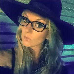 Meet your Posher, Kathryn